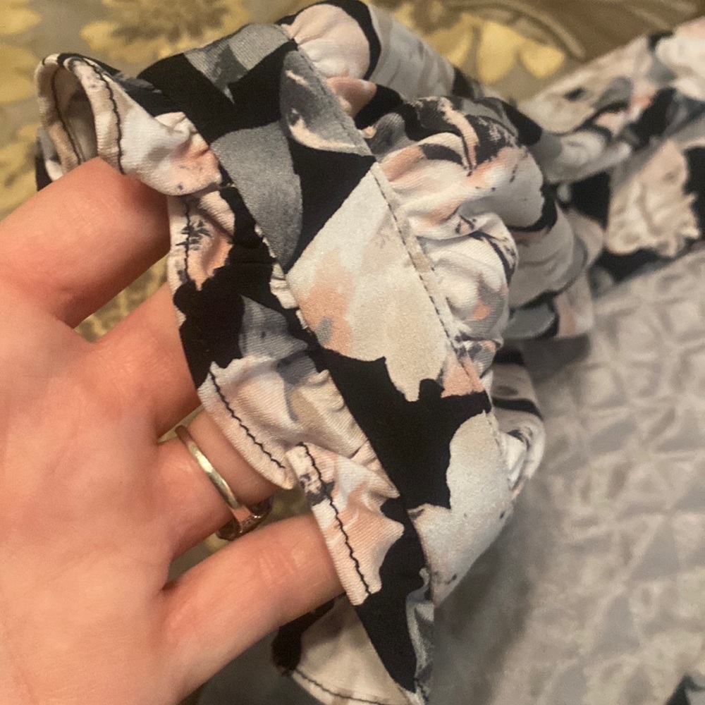 Karl Lagerfield floral print longsleeve top - Picture 5 of 5